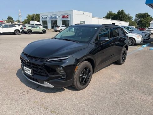 New 2026 Chevrolet Blazer LT w/ Midnight/Sport Edition AWD/4WD image 2