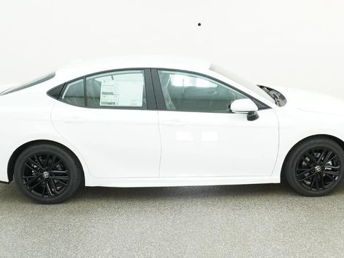 New 2026 Toyota Camry SE image 44