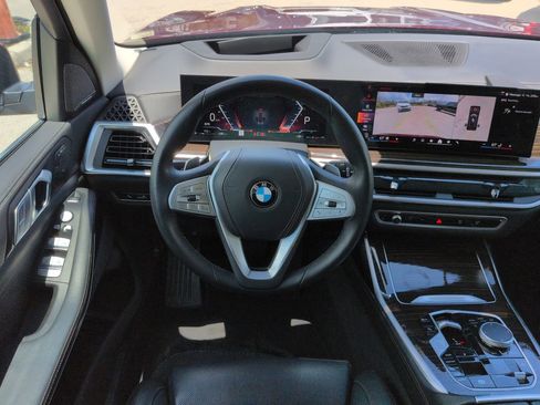 Used 2026 BMW X7 xDrive40i AWD/4WD image 16