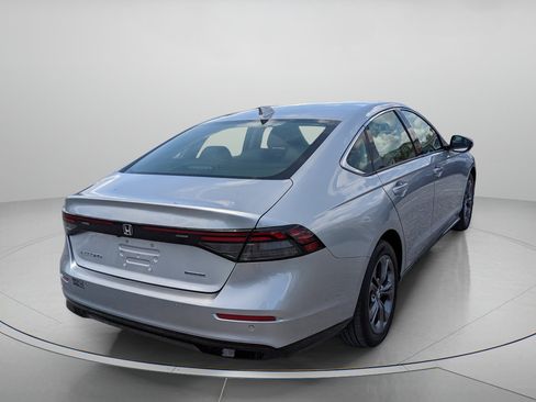 Used 2025 Honda Accord EX-L image 8