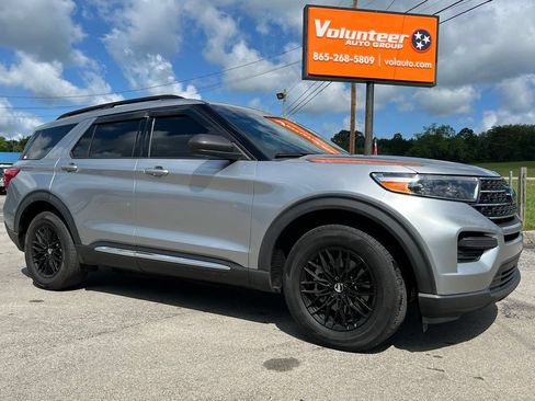 Used 2021 Ford Explorer XLT w/ Class III Trailer Tow Package AWD/4WD image 1
