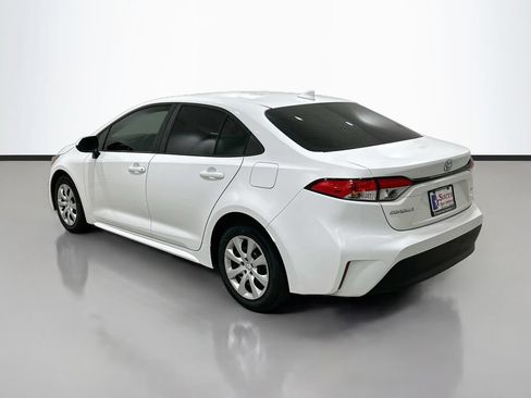 Used 2024 Toyota Corolla LE FWD image 5