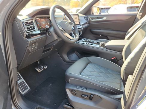 New 2026 Volkswagen Atlas Cross Sport SEL Premium R-Line image 11