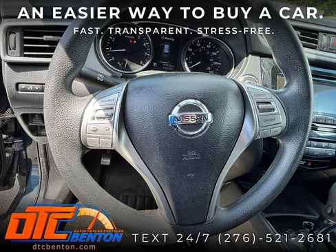 Used 2015 Nissan Rogue SV AWD/4WD image 10