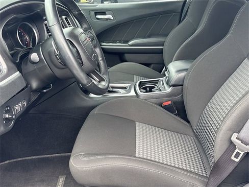 Certified 2022 Dodge Charger R/T image 18
