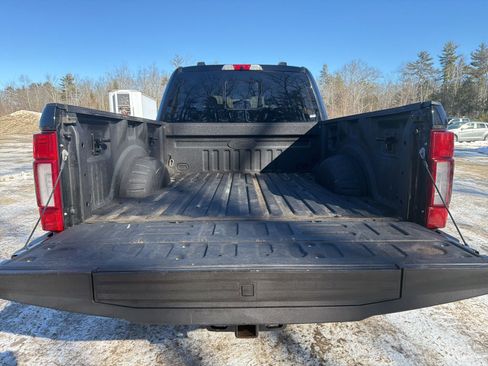 Used 2022 Ford F350 Platinum w/ FX4 Off-Road Package image 7