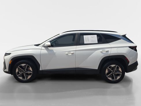 Certified 2025 Hyundai Tucson SEL AWD/4WD image 6