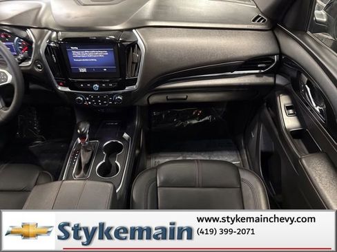 Used 2022 Chevrolet Traverse RS image 14