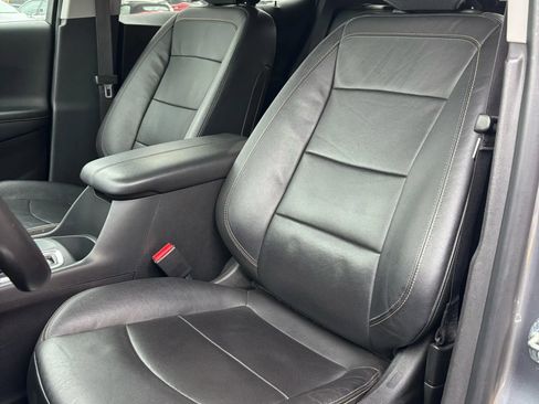 Used 2019 Chevrolet Equinox Premier image 13