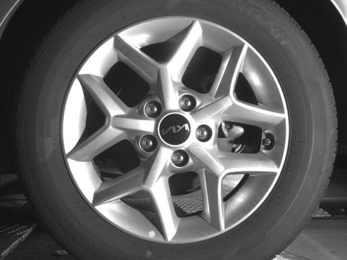 Used 2025 Kia Soul LX w/ LX Technology Package FWD image 14