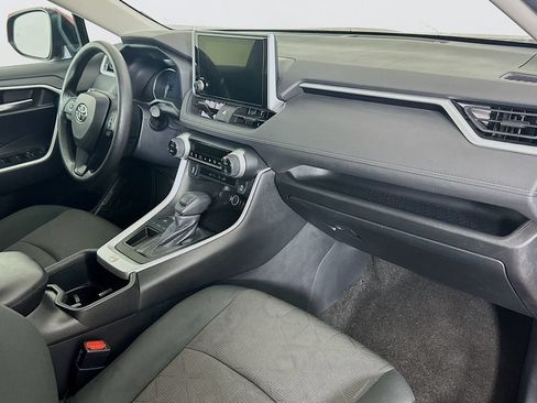Used 2023 Toyota RAV4 XLE FWD image 27