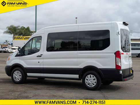 Used 2019 Ford Transit 150 XLT image 5