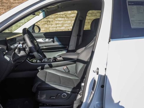 New 2026 Genesis GV70 2.5T image 14