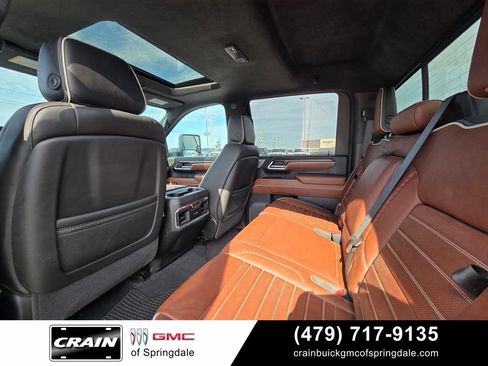 Used 2025 GMC Sierra 3500 Denali Ultimate AWD/4WD image 28