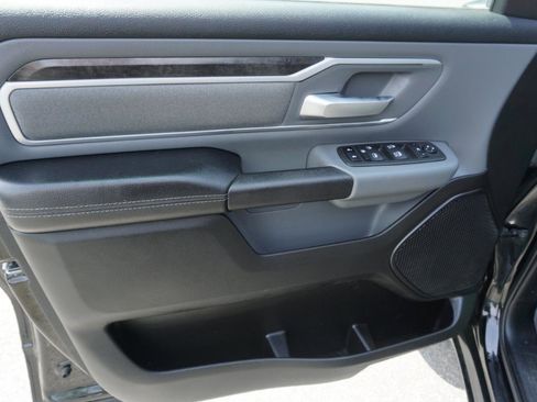 Used 2020 RAM 1500 Big Horn AWD/4WD image 12
