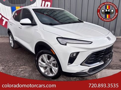 Used 2025 Buick Encore GX Preferred AWD/4WD image 1