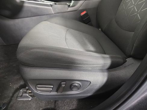 Used 2024 Toyota RAV4 XLE image 30