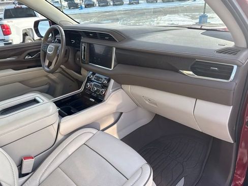 Used 2022 GMC Yukon Denali image 30