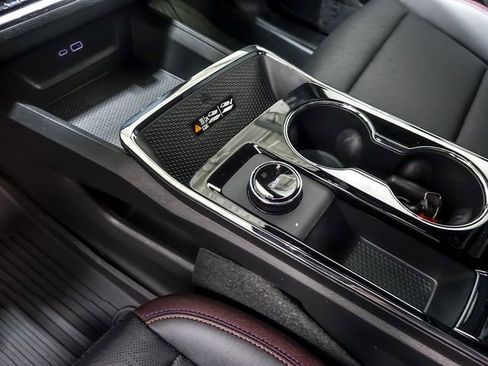 New 2026 Chevrolet Equinox RS w/ LPO, Floor Liner Package FWD image 20
