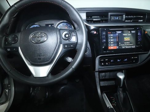 Used 2017 Toyota Corolla SE 50th Anniversary FWD image 26