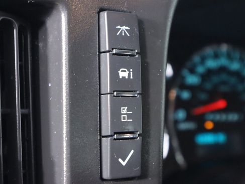 Used 2014 Chevrolet Express 2500 Extended RWD image 11