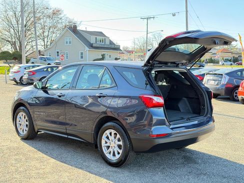 Used 2019 Chevrolet Equinox LS image 31