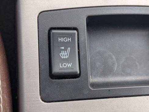 Used 2014 Subaru Outback 2.5i Limited image 22