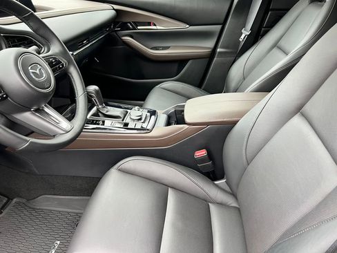 Certified 2025 MAZDA CX-30 2.5 Turbo w/ Premium Package image 9