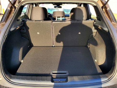 New 2025 Nissan Kicks SV w/ Charging Package image 20