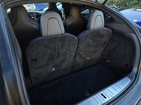 Used 2017 Tesla Model X 100D image 27