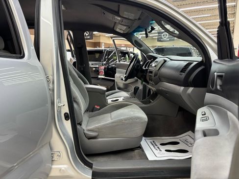 Used 2008 Toyota Tacoma PreRunner RWD image 14