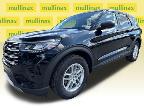 New 2026 Ford Explorer Active image 16