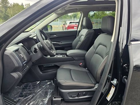 New 2026 Nissan Pathfinder SL w/ SL Premium Package AWD/4WD image 31