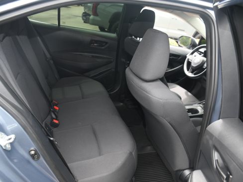 Used 2024 Toyota Corolla LE FWD image 17