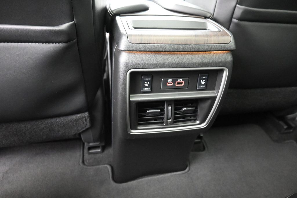 Used 2020 Nissan Murano Platinum AWD/4WD image 8