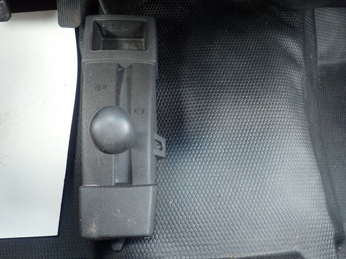 Used 2012 GMC Sierra 2500 W/T w/ Snow Plow Prep Package image 6