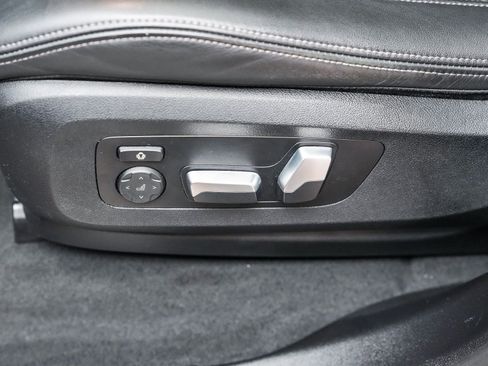 Used 2024 BMW X5 xDrive40i w/ Premium Package image 22