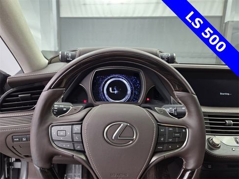 Used 2019 Lexus LS 500 image 33