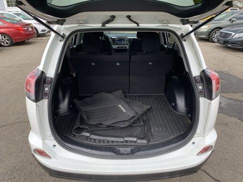 Used 2018 Toyota RAV4 LE w/ All Weather Liner Package AWD/4WD image 19