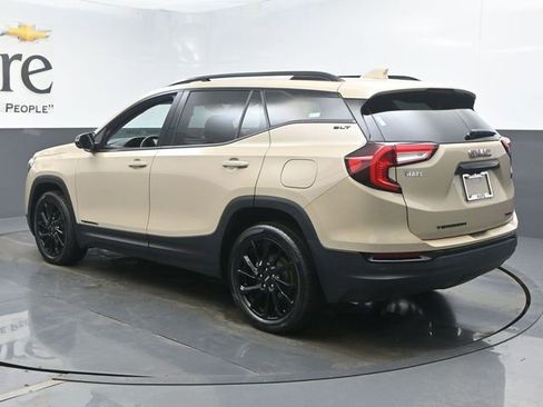 Used 2023 GMC Terrain SLT w/ Infotainment Package II image 35