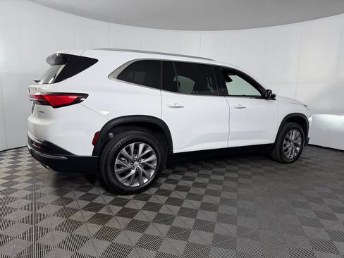 Used 2026 Buick Enclave Preferred FWD image 7