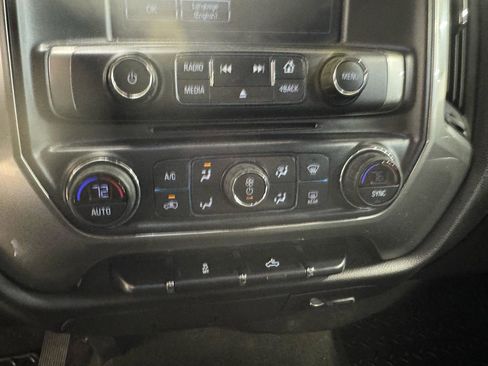 Used 2017 Chevrolet Silverado 1500 LT w/ All Star Edition AWD/4WD image 19