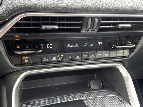 Certified 2024 MAZDA CX-90 3.3 Turbo w/ Preferred Plus AWD/4WD image 19
