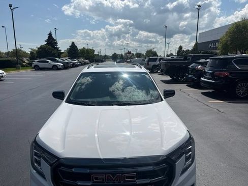Used 2023 GMC Terrain AT4 w/ Infotainment Package II AWD/4WD image 4