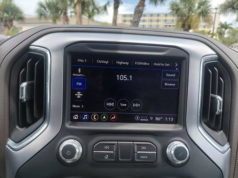 Used 2023 GMC Sierra 2500 SLT w/ SLT Premium Package AWD/4WD image 22