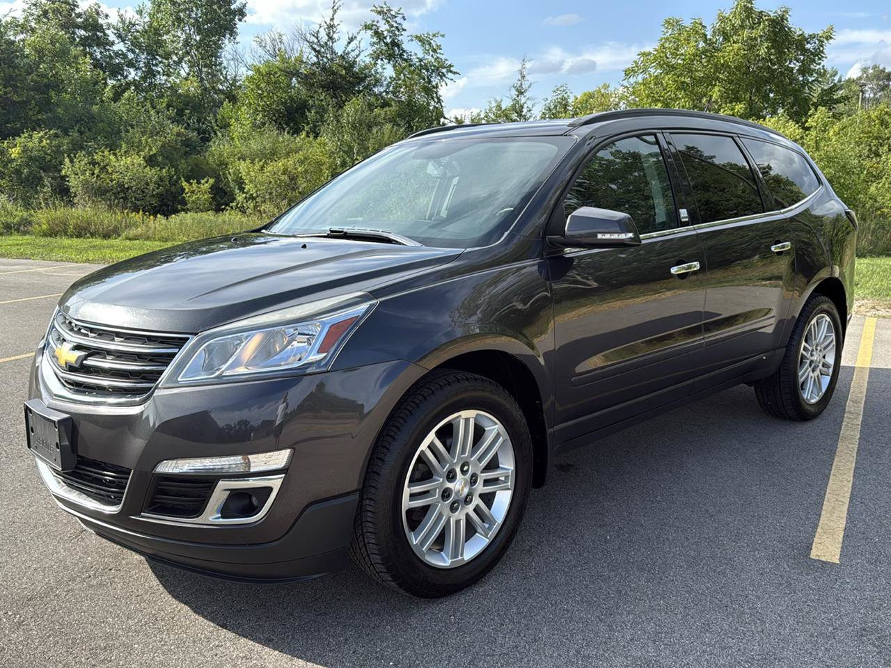 Used 2015 Chevrolet Traverse LT AWD/4WD image 1