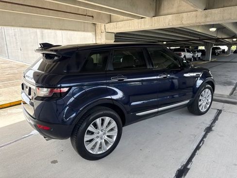 Used 2019 Land Rover Range Rover Evoque HSE AWD/4WD image 17