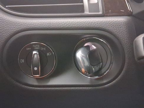 New 2026 Porsche Macan S image 18