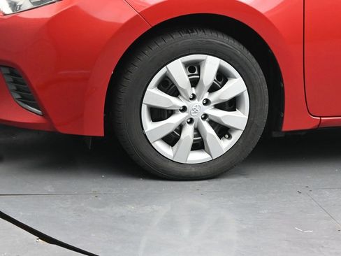 Used 2016 Toyota Corolla LE FWD image 12