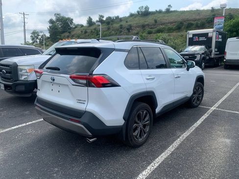 Used 2023 Toyota RAV4 Limited AWD/4WD image 3